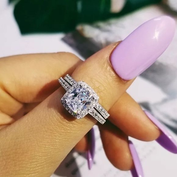 NEW 925 STERLING SILVER DIAMOND CUSHION RING, CUTE RING, SHINY RING. - Picture 2 of 6